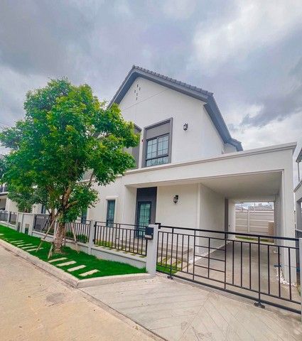 - ให้เช่าบ้านเดี่ยว Centro Bangna Phase 2 พื้นที่ 235 ตร.ม. 4 นอน 4 น้ำ เฟอร์ครบ ใกล้ Mega Bangna 100000 บาท
