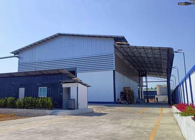 - ขาย-เช่าโรงงานพื้นที่ 1,318 ตร.ม. บนที่ดิน 2-1-0 ไร่ พื้นรับน้ำหนัก 5 ตัน/ตร.ม. มีเครน 5 ตัน ลานคอนกรีตกว้าง ทางเข้า 12 เมตร