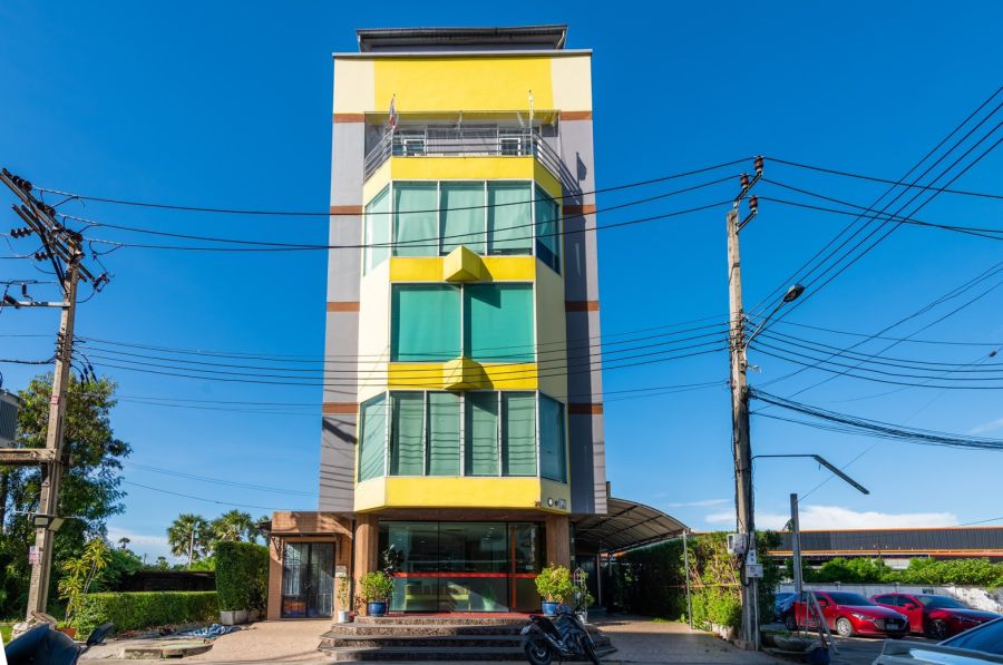 - ขายออฟฟิศ 5 ชั้น พร้อมลิฟต์มิตซูบิชิ ทำเลดี ย่านบางกระสอ เมืองนนทบุรี