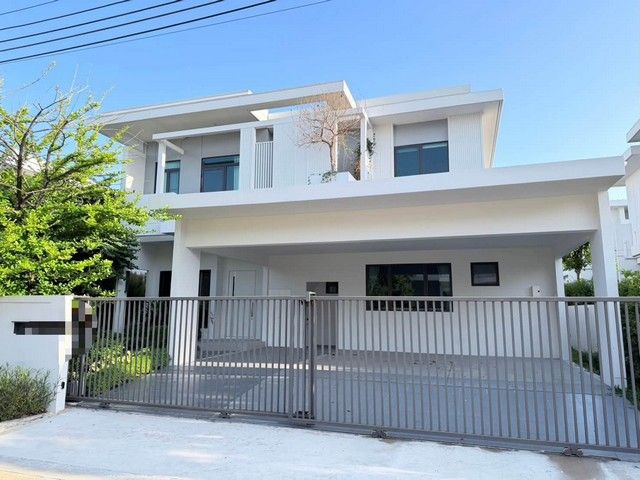 - บ้าน 2 ชั้น 72 ตรว. 4 ห้องนอน 5 ห้องน้ำ เฟอร์นิเจอร์พร้อมทุกห้อง มัณฑนา บางนา กม. 15