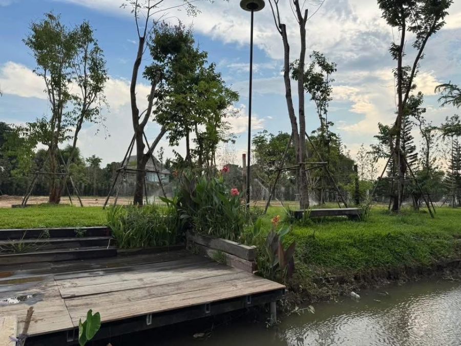 - ที่ดินริมน้ำแปลงสวยทำเลทองใกล้เมืองเชียงใหม่