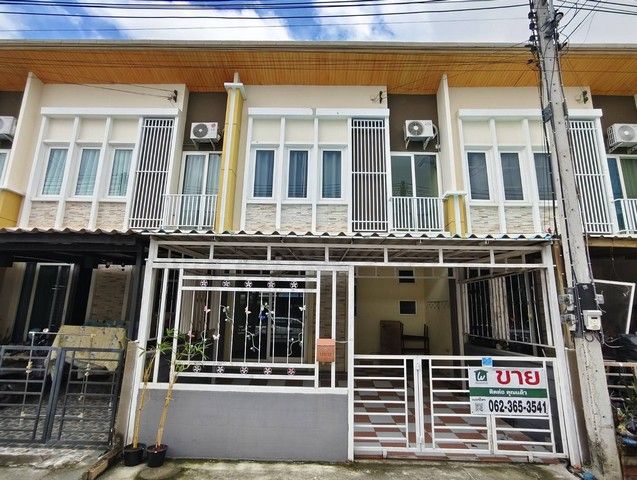 - ทาวน์เฮ้าส์ โกลเด้นทาวน์2 พระราม2 19 ตร.วา 4BEDROOM 2390000 THB ราคาต่ำกว่าตลาด สมุทรสาคร