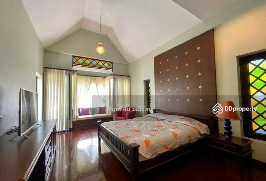 - ขาย/เช่า บ้านเดี่ยวหรูล้านนาประยุกต์ ริมทะเลสาบ พร้อมสระว่ายน้ำส่วนตัว (ดอยสะเก็ด, เชียงใหม่)