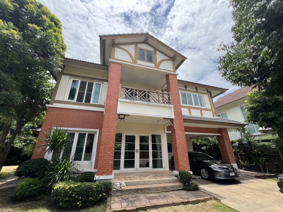 - ขายบ้านเดี่ยว ลัดดารมย์ ราชพฤกษ์-รัตนาธิเบศร์ 2 ที่ดิน 189 ตร.ว. 4 นอน พร้อมเรือนรับรอง 18.9 ล้านบาท