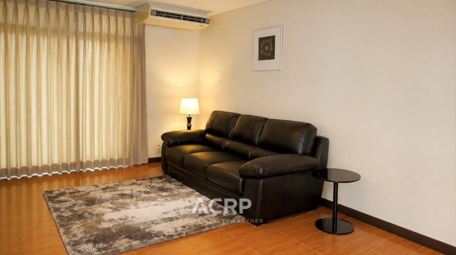 - Lumpini Park view for rent 2 brs 100 sqm. only 40K ใกล้ MRT ลุมพินี และ BTS ศาลาแดง