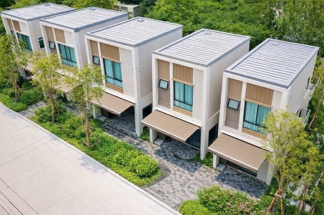 - MEGAบางนา 1.9กม. 4แอร์ บ้านเดี่ยว 2 ชั้น 3 นอน สุขุมวิท-บางนา3 สนามกอล์ฟ เมืองแก้ว 600ม. IKEA บางนา 1.7 กม.