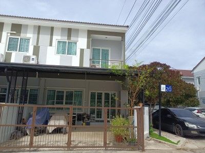 - ขายบ้าน ซื่อตรง โคซี่ บางบัวทอง-340 (บางใหญ่) 4 ห้องนอน (3 ห้อง ชั้นบน, 1 ห้อง ชั้นล่าง)