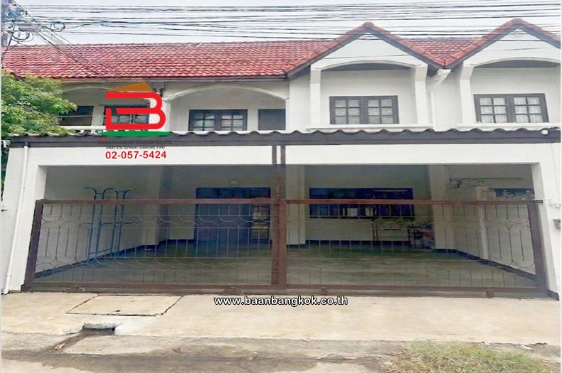 - ทาวน์เฮาส์ 2 ชั้น เนื้อที่ 30 ตร.ว. หมู่บ้านรุ่งเรืองวิลเลจ ซอยประชาสโมสร 26 ถนนขอนแก่น-โพนทอง ตำบลในเมือง อำเภอเมืองขอนแก่น ขอนแก่น
