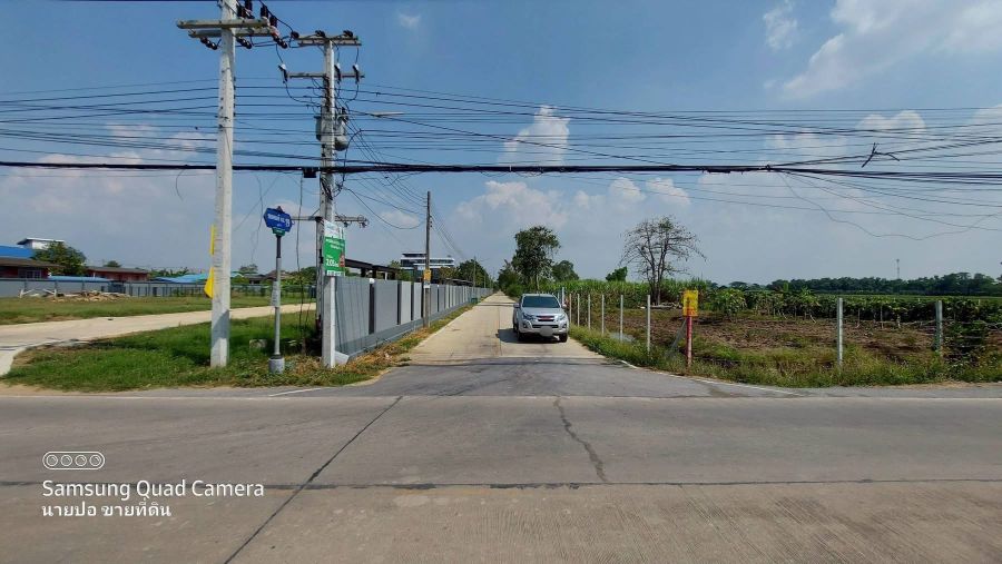 - ขายด่วนที่ดิน 2 ไร่ ติดถนนคอนกรีต ถมแล้ว+ล้อมรั้วลวดหนาม ซอย คลองสี่ตะวันออก19 คลองหลวง ปทุมธานี