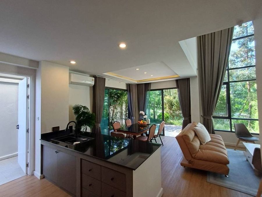 - Garden Villa 3 ชั้น สไตล์ English Colonial หรูหราเหนือระดับ หลังติดคลอง ที่สุดแห่งความเอ็กซ์คลูซีฟ