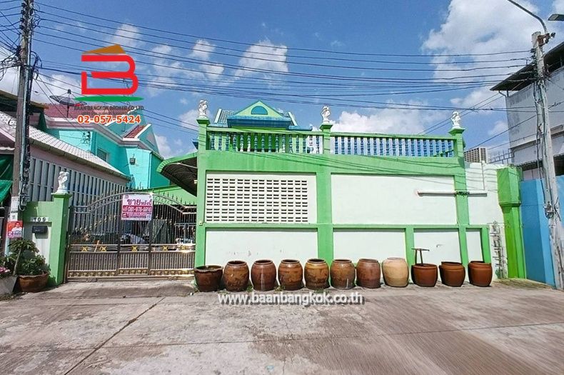 - บ้านเดี่ยว หมู่บ้านฐิติมาวิลเลจ (ซอยหมู่บ้านเศรษฐกิจ 48) เนื้อที่ 68.6 ตรว. ใกล้โรงเรียนเด่นหล้า ถนนเพชรเกษม แขวงบางไผ่ เขตบางแค