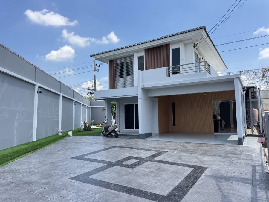 - บ้านพร้อมอยู่ พฤกษ์ลดา ปิ่นเกล้า - สาย5 ติดถนนบรมฯ