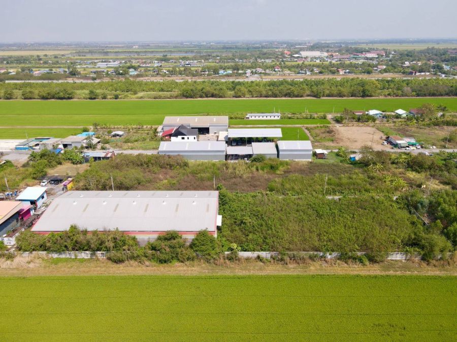 - ที่ดินพร้อมโกดังเก็บของ คลอง 10 ลำลูกกา จ.ปทุมธานี โอกาสดีสำหรับนักลงทุน! ที่ดินพร้อมโกดัง ทำเลศักยภาพ โกดังสินค้า ออฟฟิศ ศูนย์กระจายสินค้า