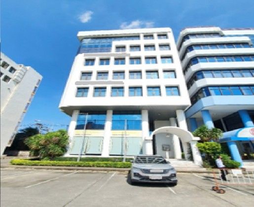 - ให้เช่าสำนักงาน อาคาร 7 ชั้น / ตรงข้าม Central บางนา / ให้เช่า ชั้น 4 , ชั้น 5 , ชั้น 6 และ ชั้น 7 / ให้เช่าราคาพิเศษ
