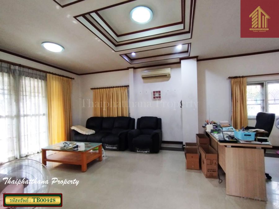 - ขายด่วนบ้านเดี่ยว หมู่บ้านธนาภิรมย์ โลตัส ศรีนครินทร์ สมุทรปราการ