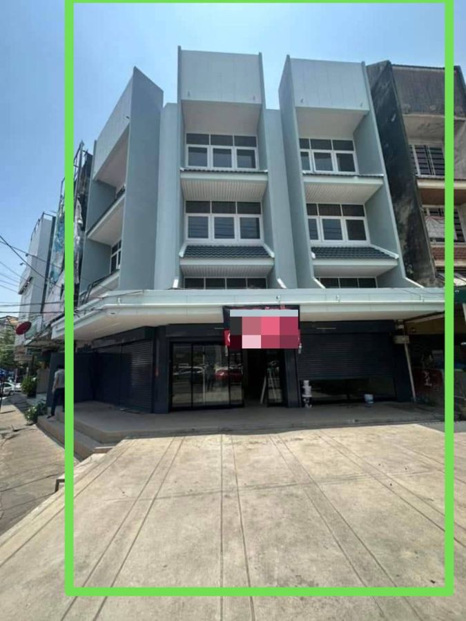 - ตึกแถวติดถนนใหญ่เสรีไทย ตึกแถวบางกะปิ หัวมุม 2 ห้องติดกัน ริมถนนใหญ่เสรีไทย ปรับปรุงใหม่ทั้งหมด