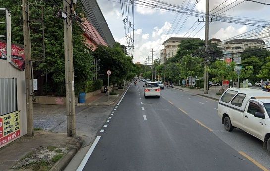 - ขายอพาร์ทเม้นท์ ทาวน์อินทาวน์ ลาดพร้าว ซอย 122 ใกล้ โรงเรียนบดินทรเดชา (สิงห์เสนี)