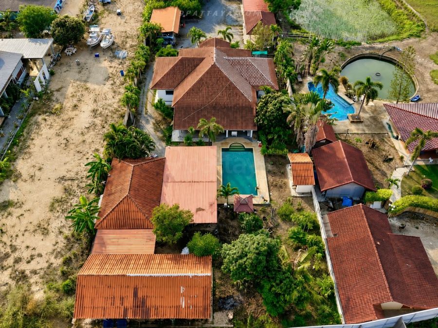 - ขายด่วน บ้านเดี่ยวพร้อมที่ดิน ห้วยใหญ่ 2 ไร่ 54 ตร.วา