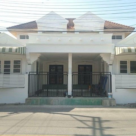 - บ้าน ทาวน์เฮาส์ โครงการ บารเมษฐ์ (Baan Baramed) ทำเลประเวศ ถนน เฉลิมพระเกียรติ ร.9