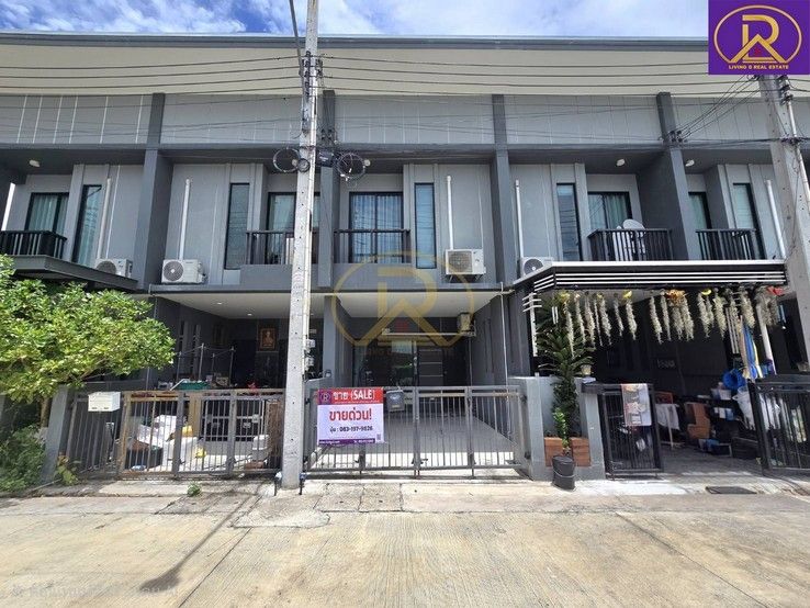 - ขายบ้านถูก ไม่ถึง 2ล้าน ทาวน์เฮ้าส์ 2 ชั้น โครงการ ไฮพาร์ค อ่างศิลา (High Park Angsila) บ้านสวย ทำเลหน้าสวน ฟรีโอน อ่างศิลา เมืองชลบุรี