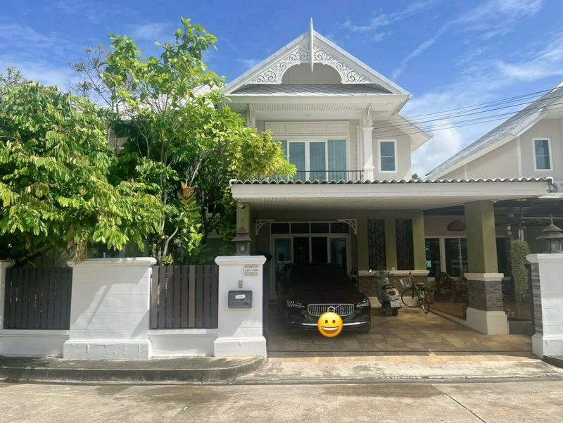 - บ้านเดี่ยว 3 หลัง หมู่บ้าน The Lake Ville พื้นที่รวม 273 ตารางวา แปลงมุม พร้อมอยู่ ตำบลโคกขาม อำเภอเมืองสมุทรสาคร จังหวัดสมุทรสาคร