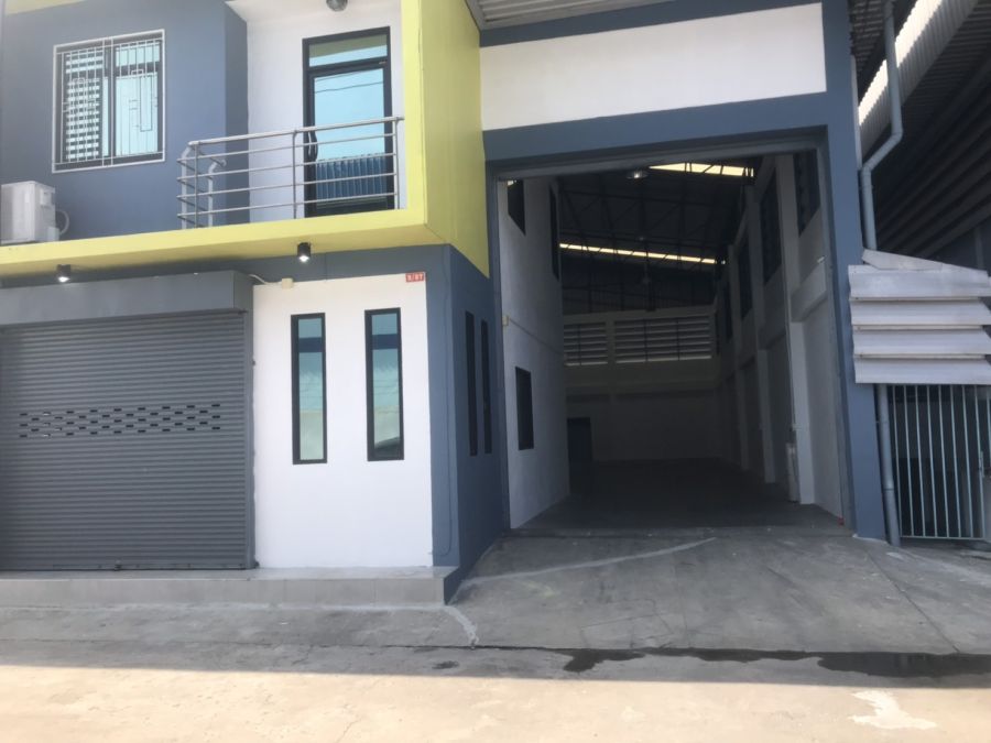 - ขาย / ให้เช่าโรงงานพร้อมสำนักงาน 2 ชั้น (Mini Factory)