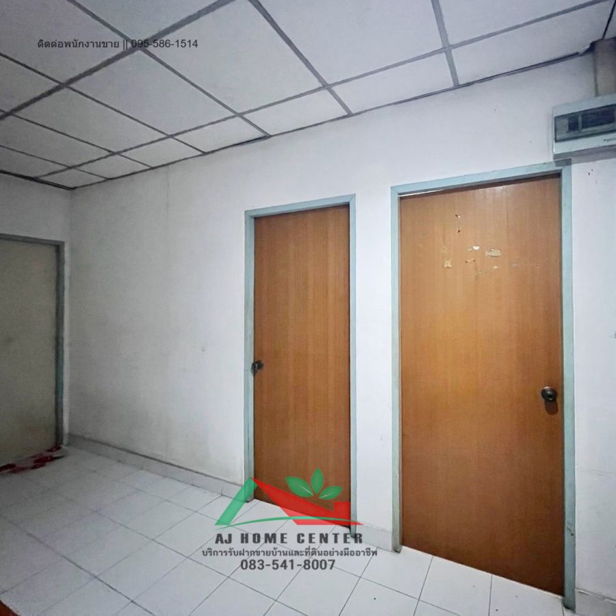 - ขายทาวน์เฮ้าส์2ชั้น 29ตรว. หลังริม ม.คันทรีพาร์ค15 สามโคก สภาพดี ราคาพร้อมคุย
