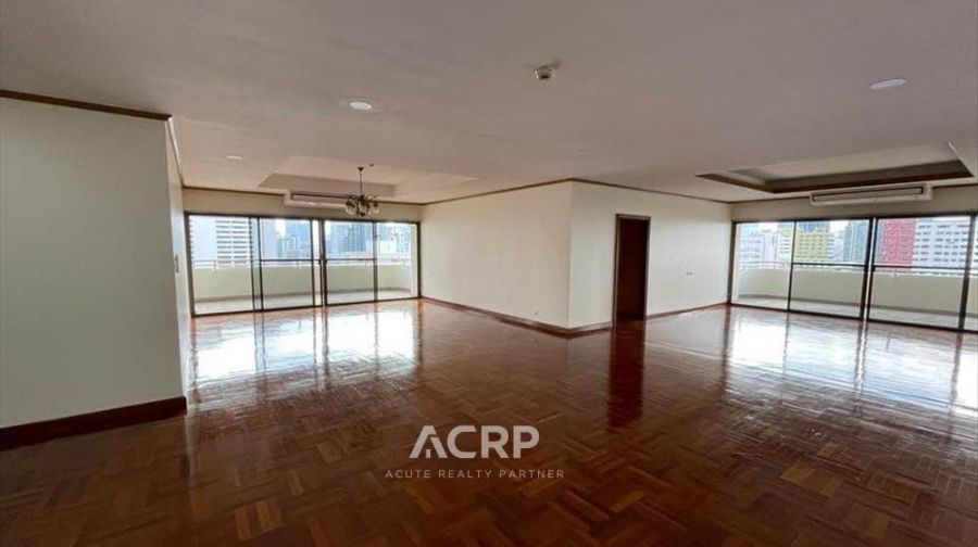 - 4 ห้องนอน ให้เช่าที่ Tower Park สุขุมวิท 3 ห้องใหญ่พิเศษ