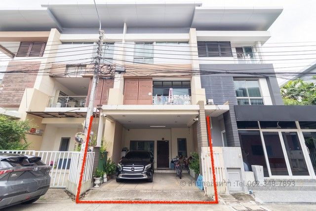 - ขาย ทาวน์โฮม 3 ชั้น ภัทรโมทาวน์ แจ้งวัฒนะ 19 เดินถึงรถไฟฟ้าและเซ็นทรัล สภาพดีพร้อมอยู่ ถูกที่สุดในโครงการ