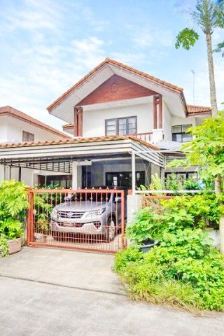 - รพ.บางบ่อ 1กม. ม. ABAC 4.7กม. บ้านเดี่ยว 2 ชั้น 3 นอน 2 น้ำ The Studio Park 850 ม. 60 ตร.ว. 240 ตร.ม.