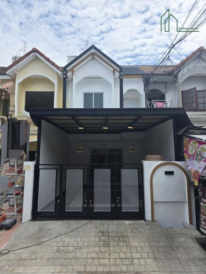- ทาวน์เฮ้าส์ 2 ชั้น หมู่บ้าน เฟื่องฟ้า 1 บางเมือง ฟรีโอน
