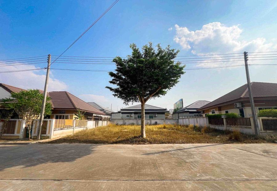 - ขายที่ดินเปล่า 74 ตร.วา ใ เหมาะสำหรับสร้างบ้าน ใกล้เมืองพัทยา