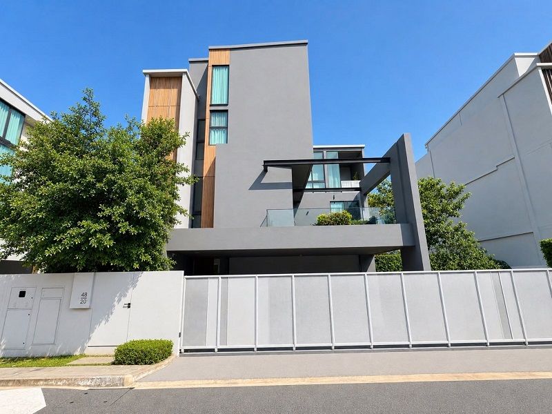 - ขายบ้านหรู VIVE กรุงเทพกรีฑา 2 ทำเลกรุงเทพกรีฑาตัดใหม่ เข้าเมืองไว ใกล้พระราม 9 - สุวรรณภูมิ ติดรร.เวลลิงตัน