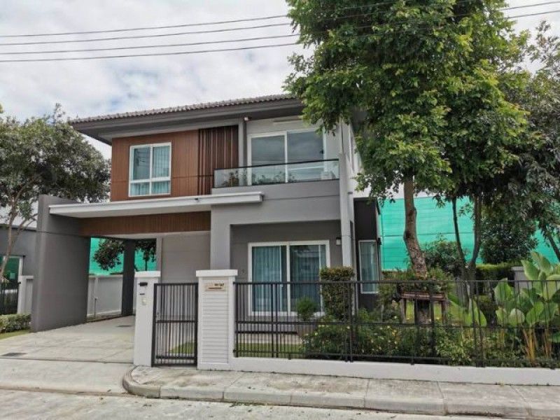 - สีวลี สันกำแพง (Land & House) บ้านเดี่ยว เฟอร์ครบ พร้อมเข้าอยู่ บรรยากาศดี เป็นส่วนตัว