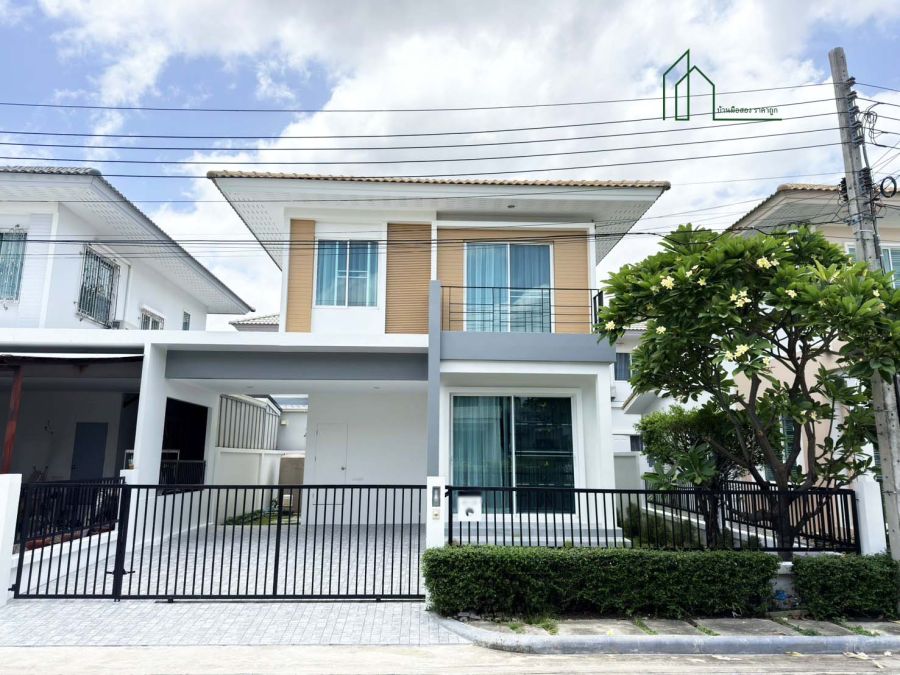 - บ้านแฝดสไตล์ บ้านเดี่ยวกรูฟวิลล์ บางนา ซ.มหาชัย ถนนบางนา-ตราด ข้างเมกาบางนา