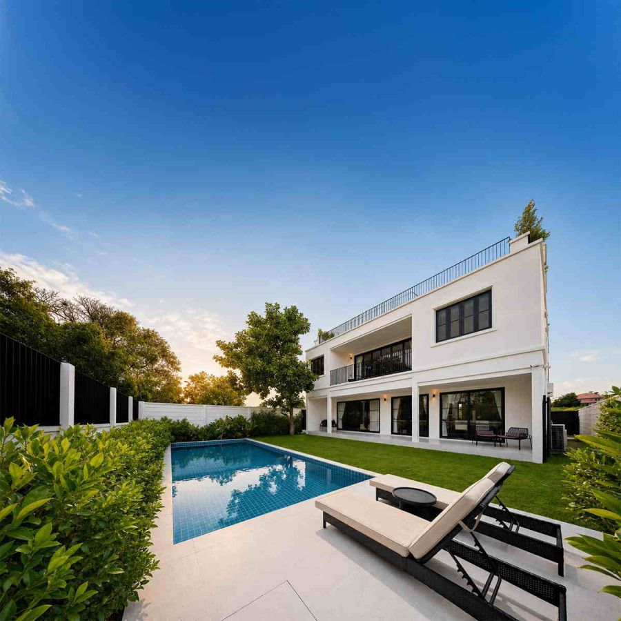 - ให้เช่า บ้านหรู 3 ชั้น Pool Villa มาบประชัน ใกล้โรงเรียนนานาชาติ