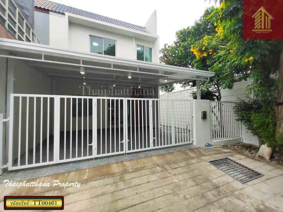 - เดอะ คัลเลอร์ส พรีเมี่ยม บางนา กม.8 บ้านพร้อมอยู่โซนเมกา บางนา