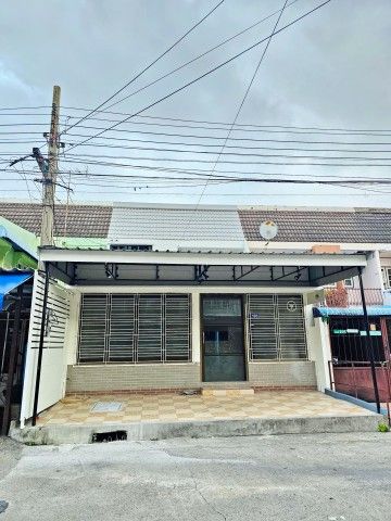 - BTSสายหยุด120ม. แยกสะพานใหม่ พหลโยธิน โฮมออฟฟิศ 3 นอน 3 น้ำ 36 ตร.ว. 200ตร.ม. รร.นิเวศน์วารินทร์ 600 ม.