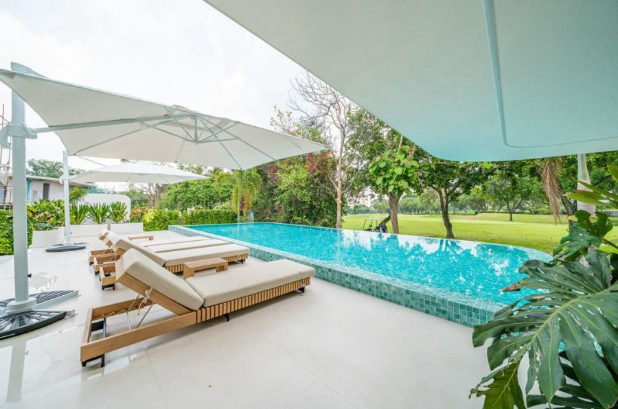 - Ultra Luxury Pool villa for Sale within a golf club over 700 rai(276 acres) in Pattaya, Thailand, 1,091sq.m., 7 beds, ขายอัลตร้าลักชัวรี่วิลล่า