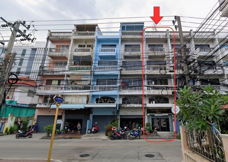 - ขายอาคารพาณิชย์ 4.5 ชั้น 15.7 ตร.วา ใกล้ BTS สำโรง (แค่ 1 กม.) สำโรงเหนือ เมืองสมุทรปราการ เหมาะทำสำนักงาน โชว์รูม คลังสินค้า ค้าขายทุกประเภท