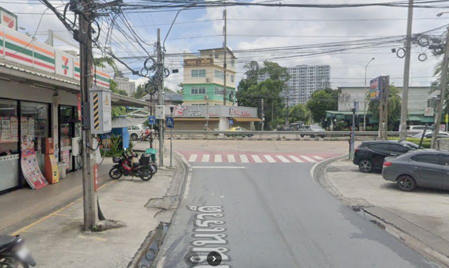 - ขายที่ดินสวย ถนนเรวดี (นนทบุรีซอย6) ใกล้MRTสายสีม่วง ใกล้Central Northville เนื้อที่ 3 ไร่ เหมาะทำคอนโด/โครงการบ้าน