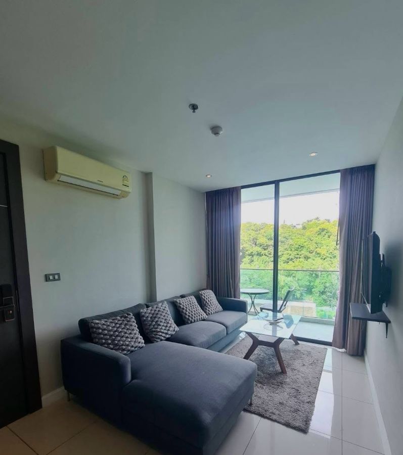 - ห้องใหญ่ 1 ห้องนอน วิวภูเขา เดอะ พอยท์ พระตำหนัก พัทยา