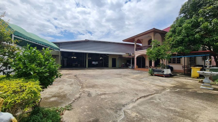 - ขาย ให้เช่า โรงงานพื้นที่ 2,400 ตร.ม. ย่านอำเภอเมืองสมุทรสาคร ครบทุกฟังก์ชันสำหรับเจ้าของธุรกิจ