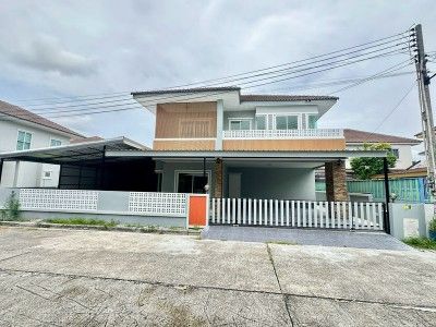 - เปิดขายแล้ว! บ้านเดี่ยว 2 ชั้น รีโนเวทใหม่ทั้งหลัง พื้นที่ใช้สอยเยอะมากพร้อมให้ชมแล้ววันนี้ รับปิดหนี้ด้วย
