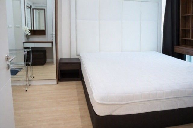 - รพ.กรุงเทพ 700 ม. 45ตร.ม.ชั้น 9 เดอะ แคปปิตอล เอกมัย-ทองหล่อ คอนโดให้เช่า 1 นอน 1 น้ำ รีโนเวทใหม่ ตกแต่งพร้อมเฟอร์ฯ เพดานสูงโปร่ง
