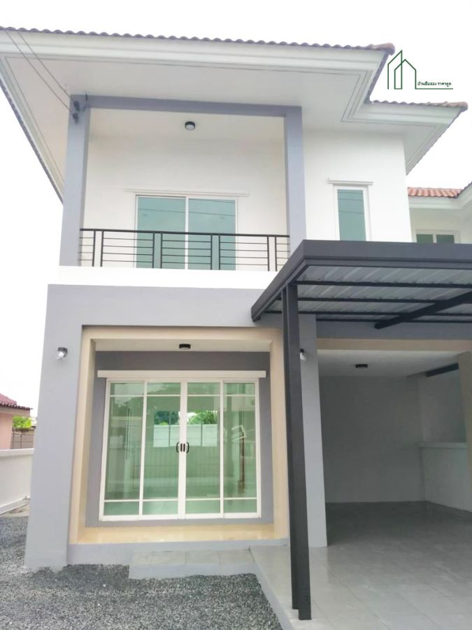 - บ้านแฝด 2 ชั้น หมู่บ้านเปี่ยมภิรมย์ ถนนมิตรไมตรี