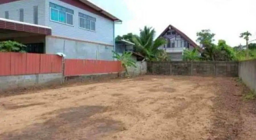 - ขายถูกมาก!! ที่ดิน 90 ตรว. ทำเลทอง ในตัวเมืองชุมแพ ขอนแก่น ใกล้รร.ชุมแพศึกษา 500 ม. ถนนคนเดิน โลตัสฯ