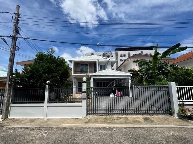 - ให้เช่าบ้านเดี่ยว2 ชั้น ลาดพร้าว 41 ซอยภาวนา ใกล้ BTS สถานีภาวนา