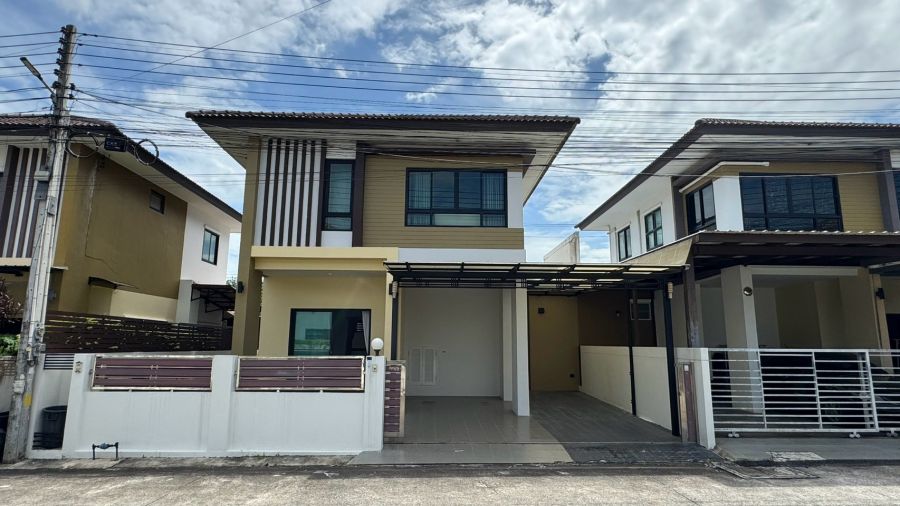 - ขายบ้าน 2 ชั้น 40 ตร.ว. หมู่บ้านวาน่าบียอนด์ อ.เมืองระยอง ระยอง เจ้าของขายเอง
