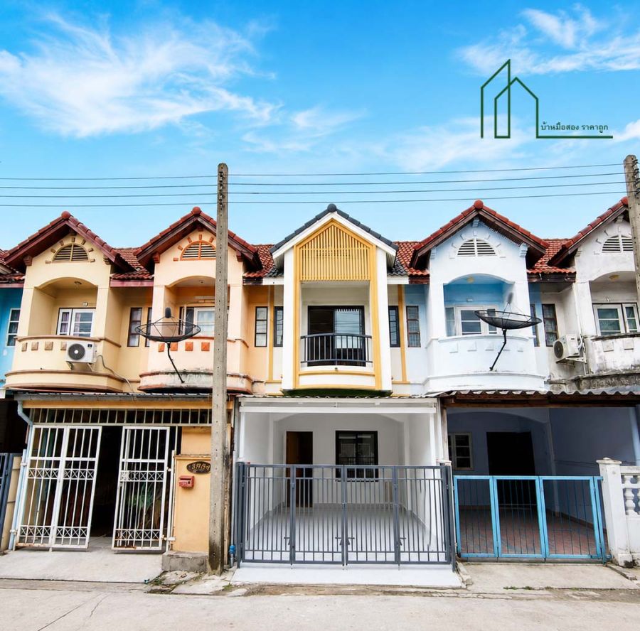 - ทาวน์เฮ้าส์ 2 ชั้นรีโนเวทใหม่กริ้บ หมู่บ้านเบญจศิริ เพชรเกษม 91